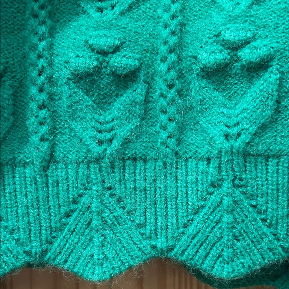 Cider Green Textured Turtleneck Sweater - Picture 3 of 3